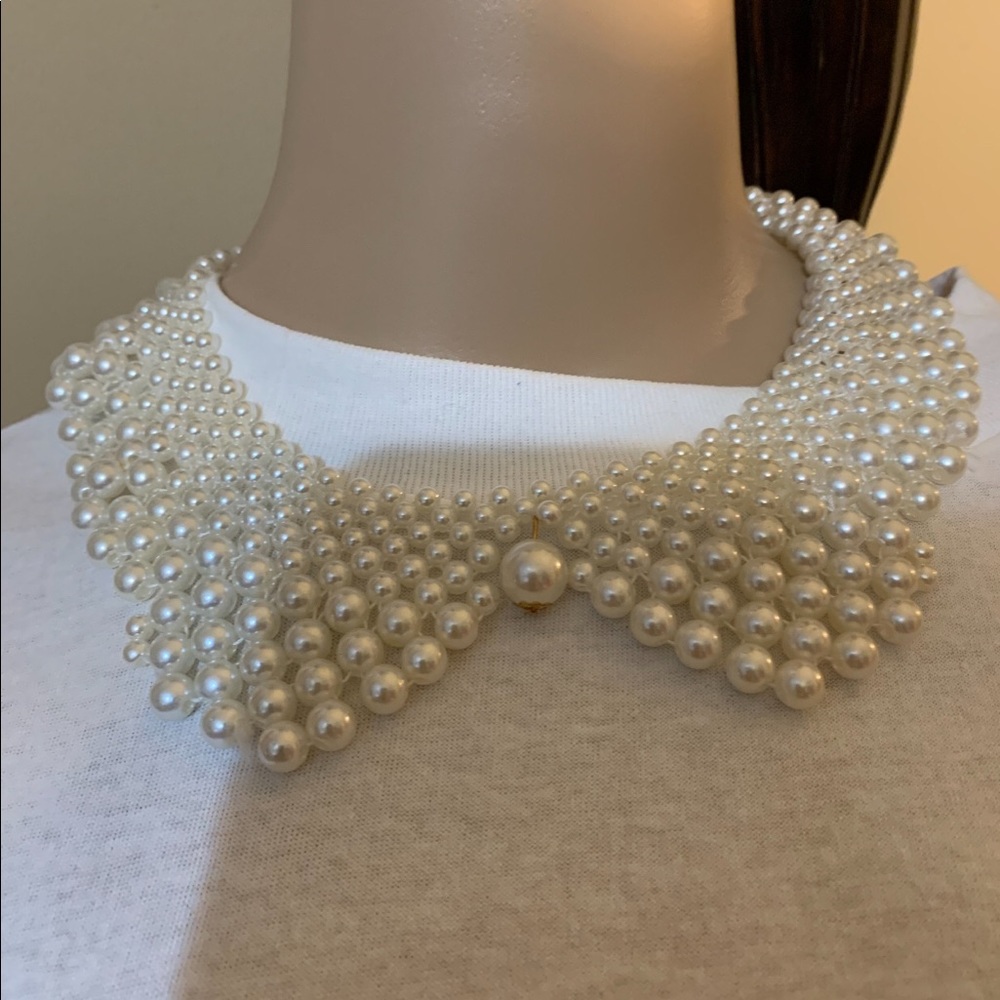 Pearl Collar Necklace